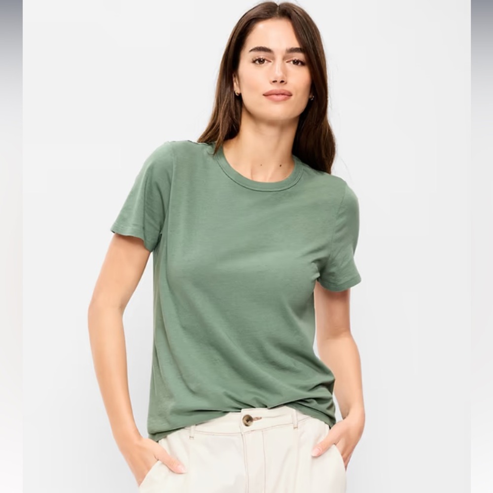 Old Navy Everyday Olive Tee Shirt small